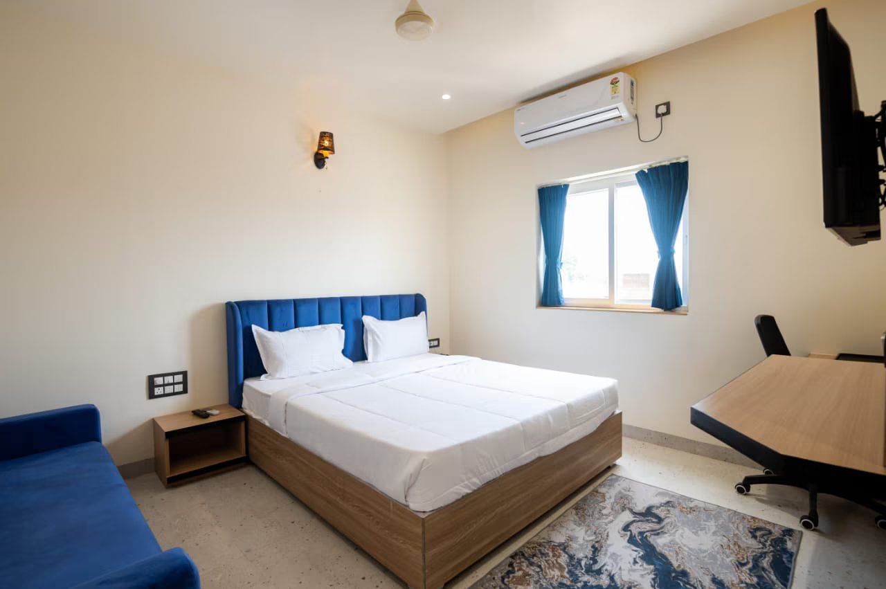 HAM RESIDENCY EXECUTIVE DOUBLE