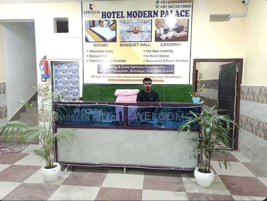 Hotel Modern Palace