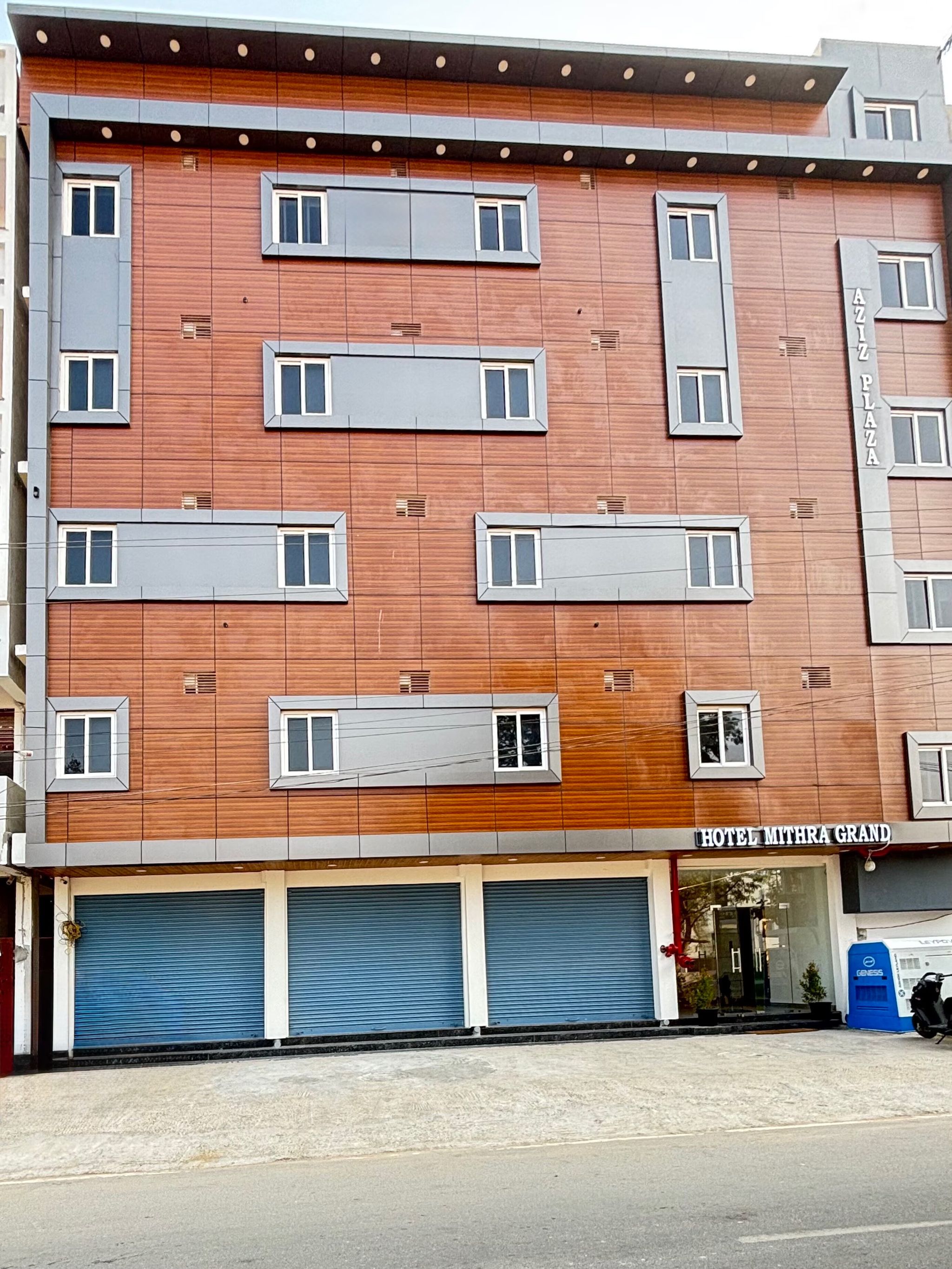 Hotel Mithra Grand
