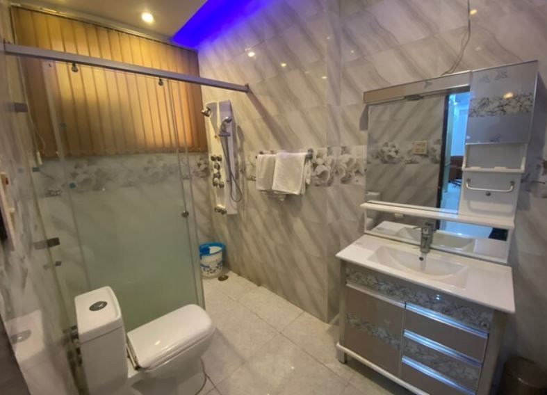 Hotel Kaysons Suite Room 3