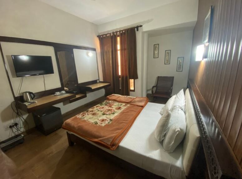 Hotel Kaysons Deluxe Room 2