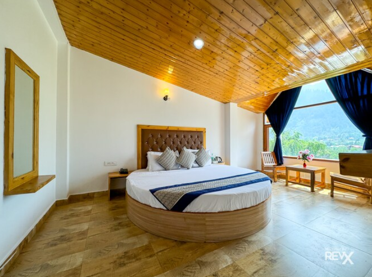 Premium Room with Private Balcony