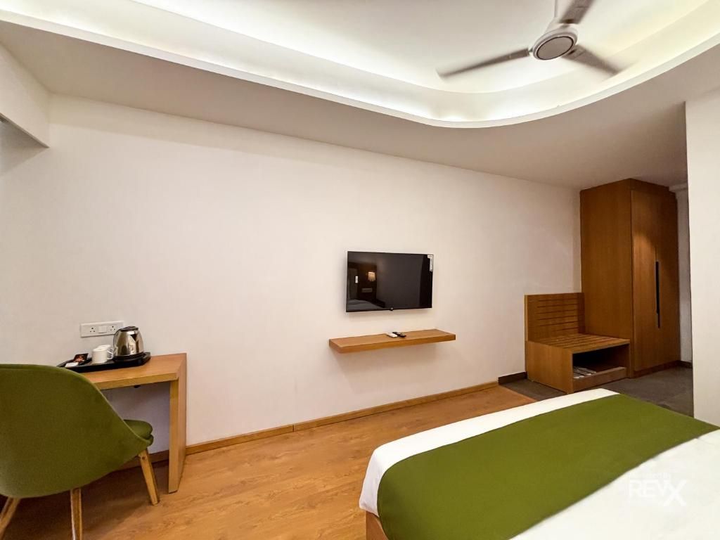 Hotel Oak Leaf Rishikesh PREMIUM ROOM 4