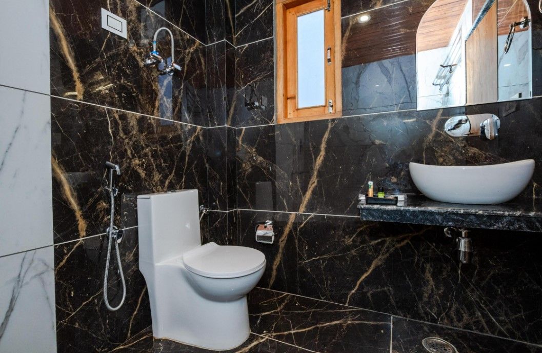 Hotel Valley Vista Deluxe Room With Balcony 6