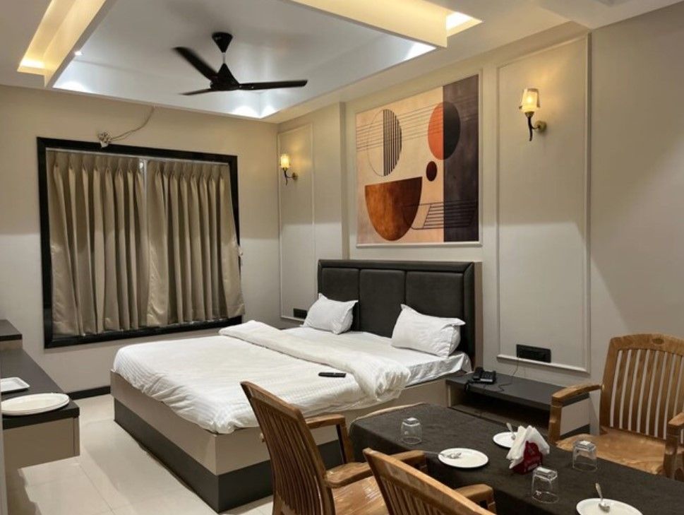 Super Deluxe AC Room