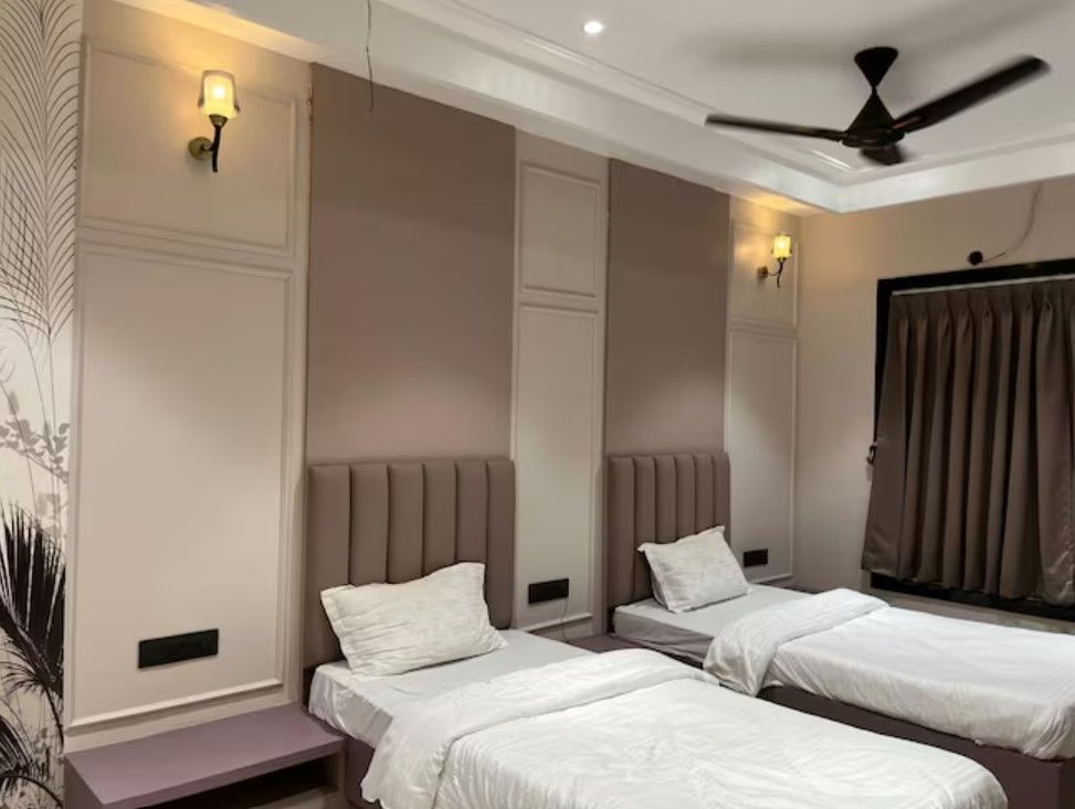 Super Deluxe AC Room