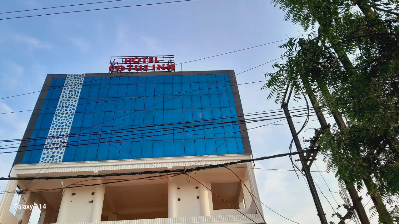 Hotel Lotus Inn
