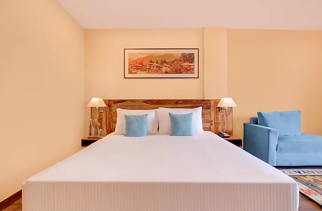 Lemon Tree Hotel, Kasauli Superior Room with Valley View 2