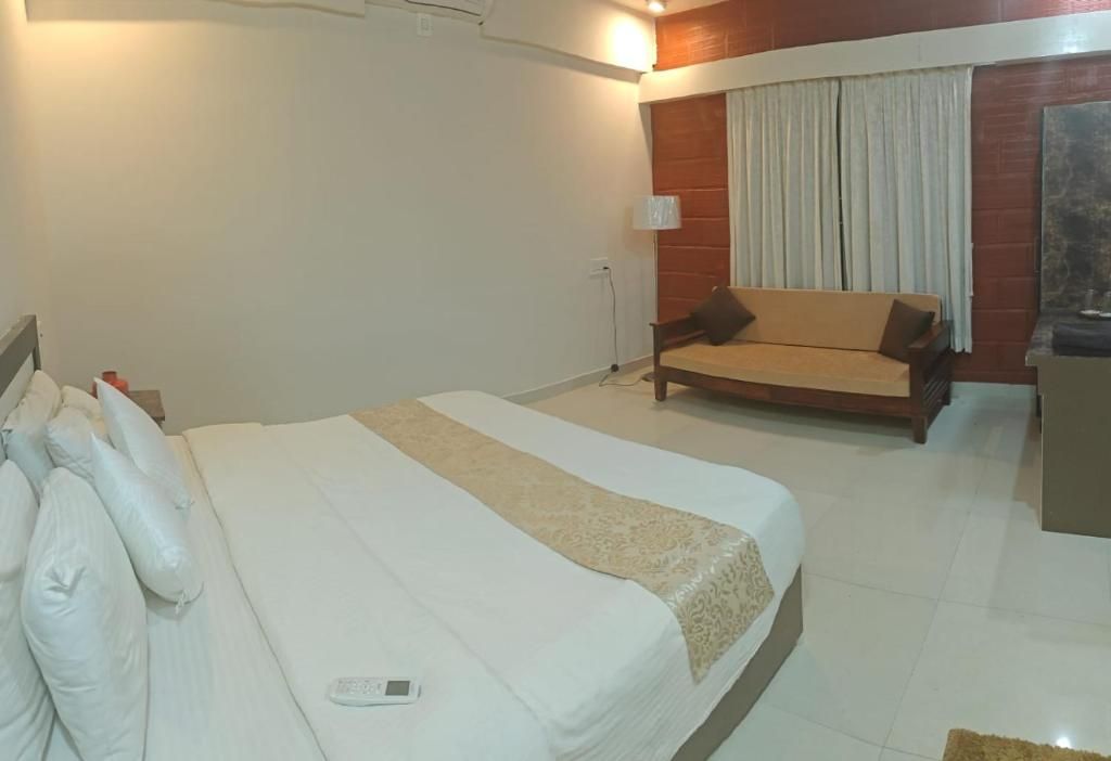 Deluxe Non Ac Cottages