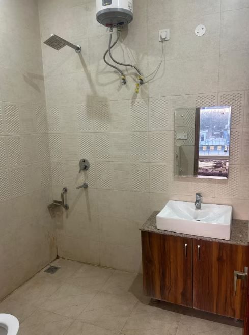 Hotel Kartik Deluxe Room 15