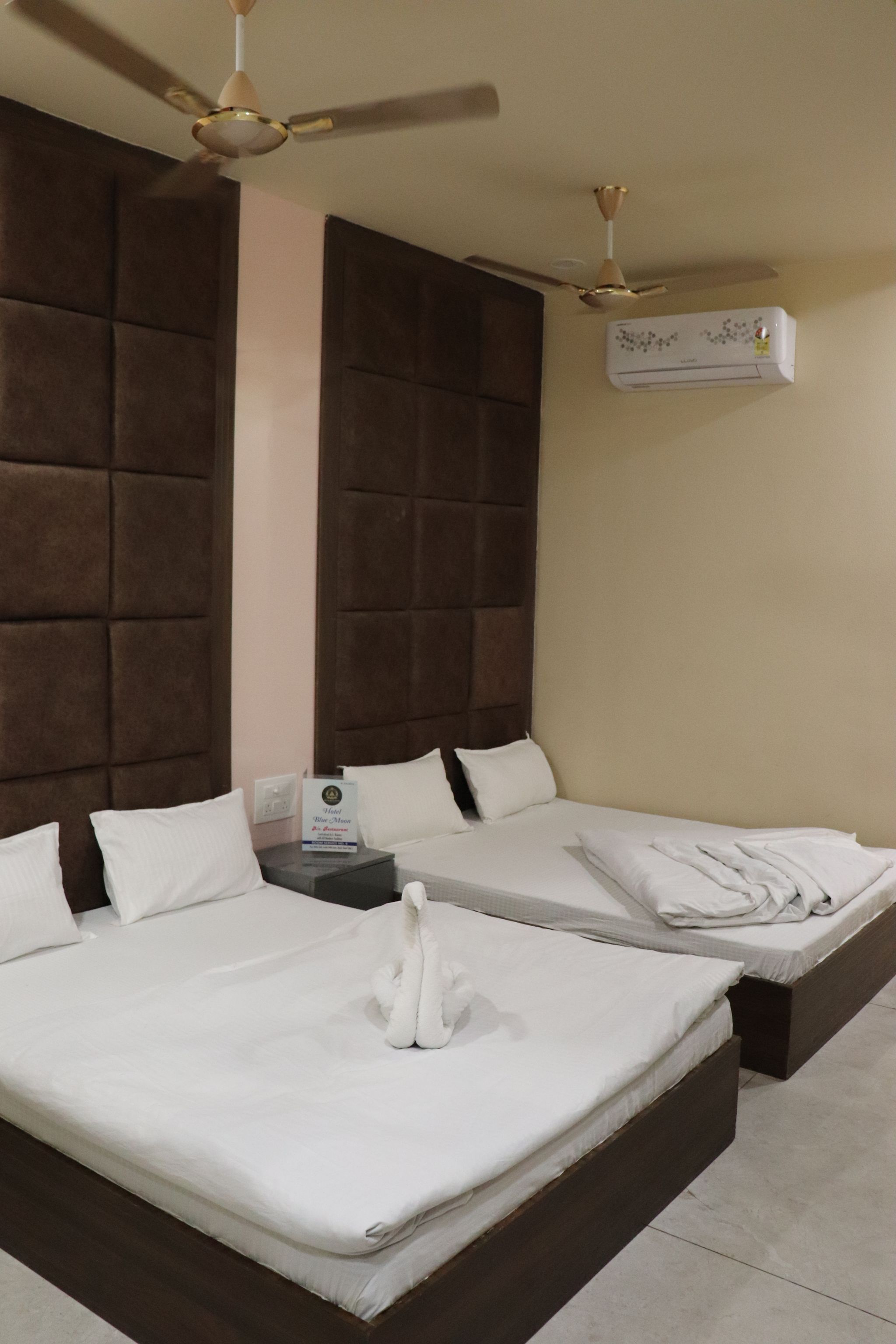 Deluxe Four bed Ac Room