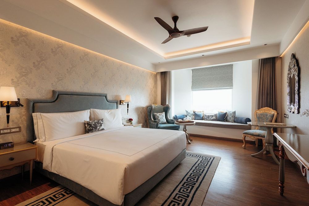 Premier Room