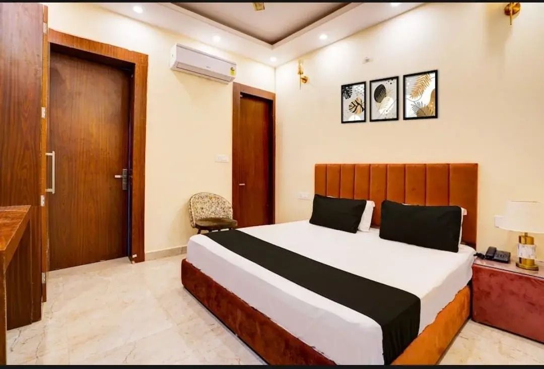 Hotel Radha Vrinda  Deluxe Room 2