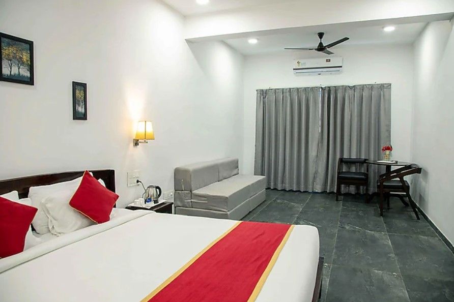 FAMILY AC ROOM 4 PAX