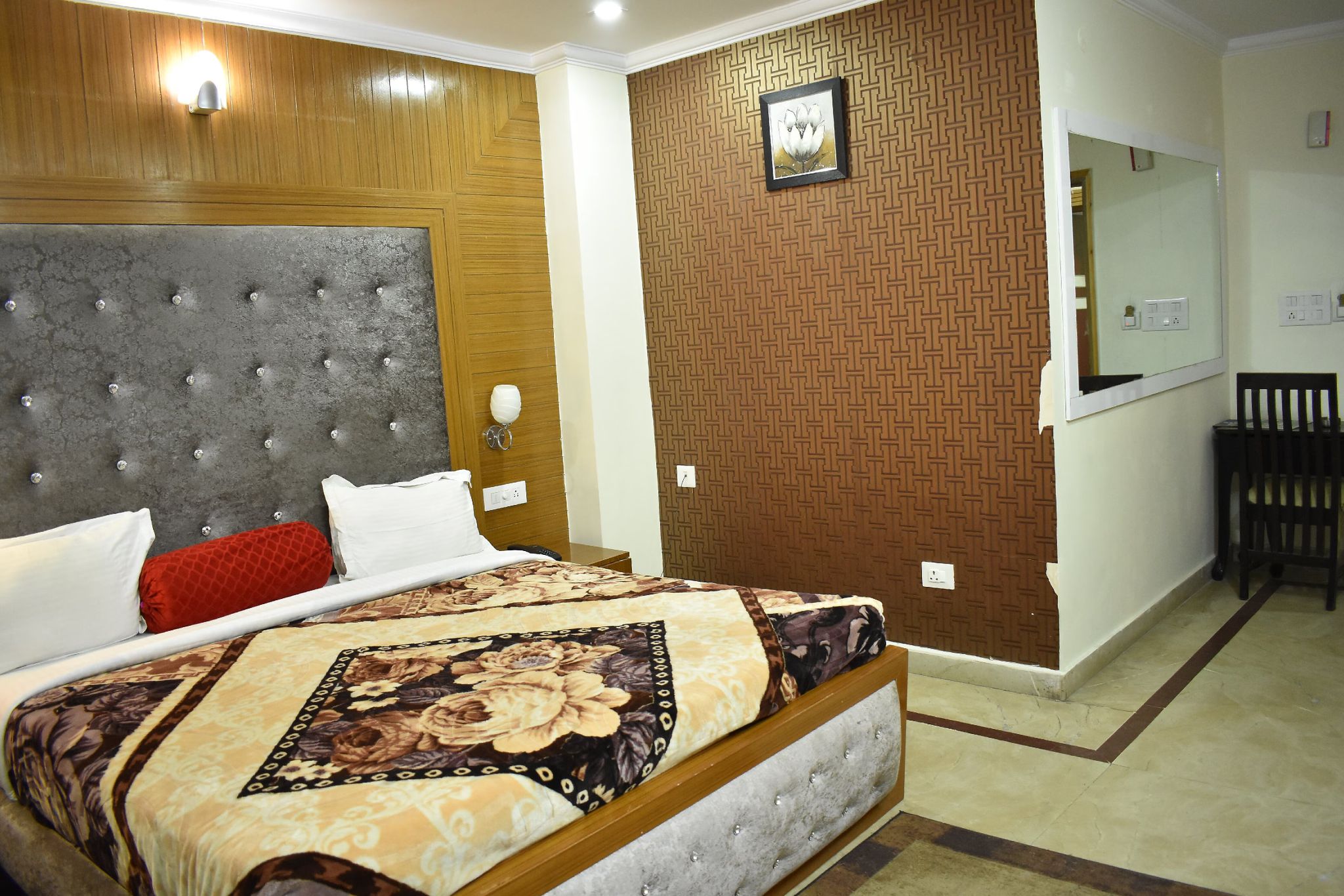 Hotel Shagun Palace STANDARD ROOM (NON AC) 5