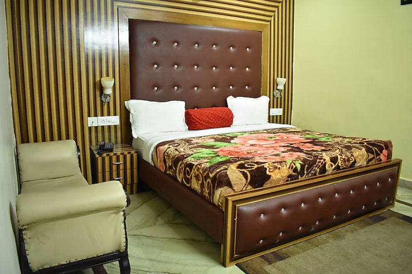 Hotel Shagun Palace STANDARD ROOM (NON AC) 2