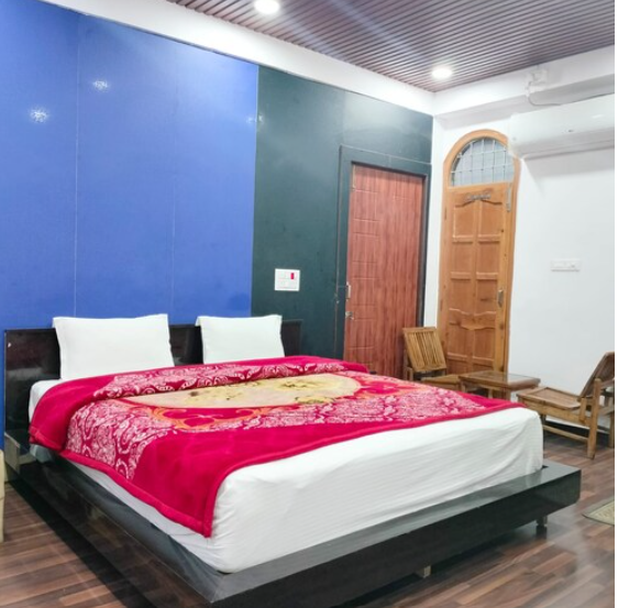 Super Deluxe room with balcony + AC
