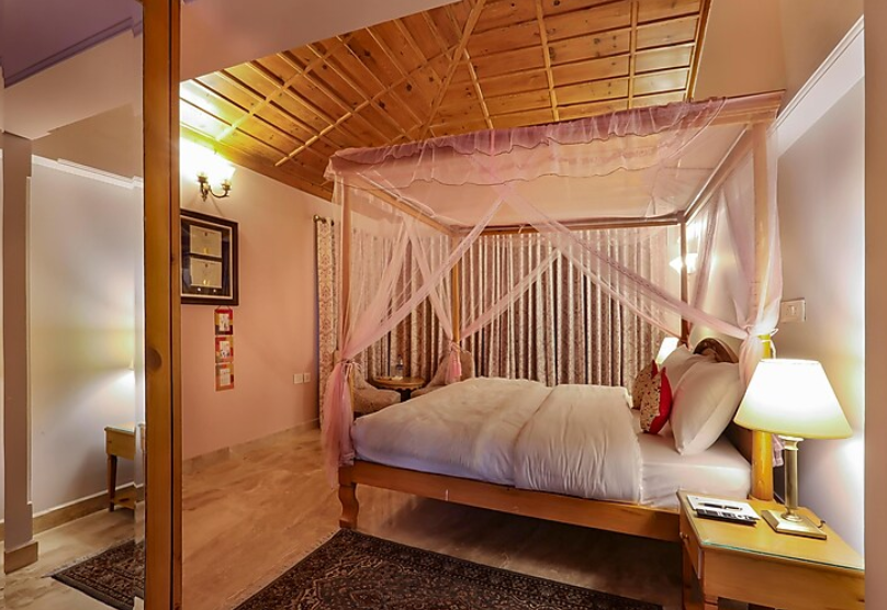 Suite room