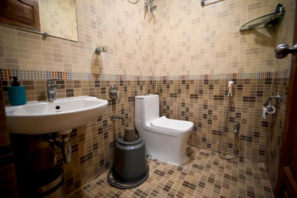 Benzy Palace Resort Cottages 3