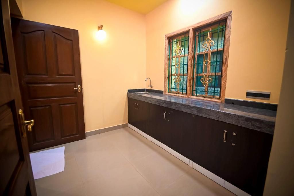 Benzy Palace Resort Standard Double or Twin Room 3