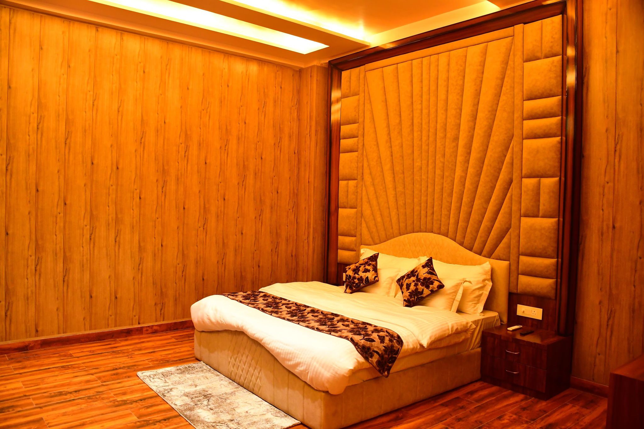 Hotel Blue Stone Super Deluxe Room 5