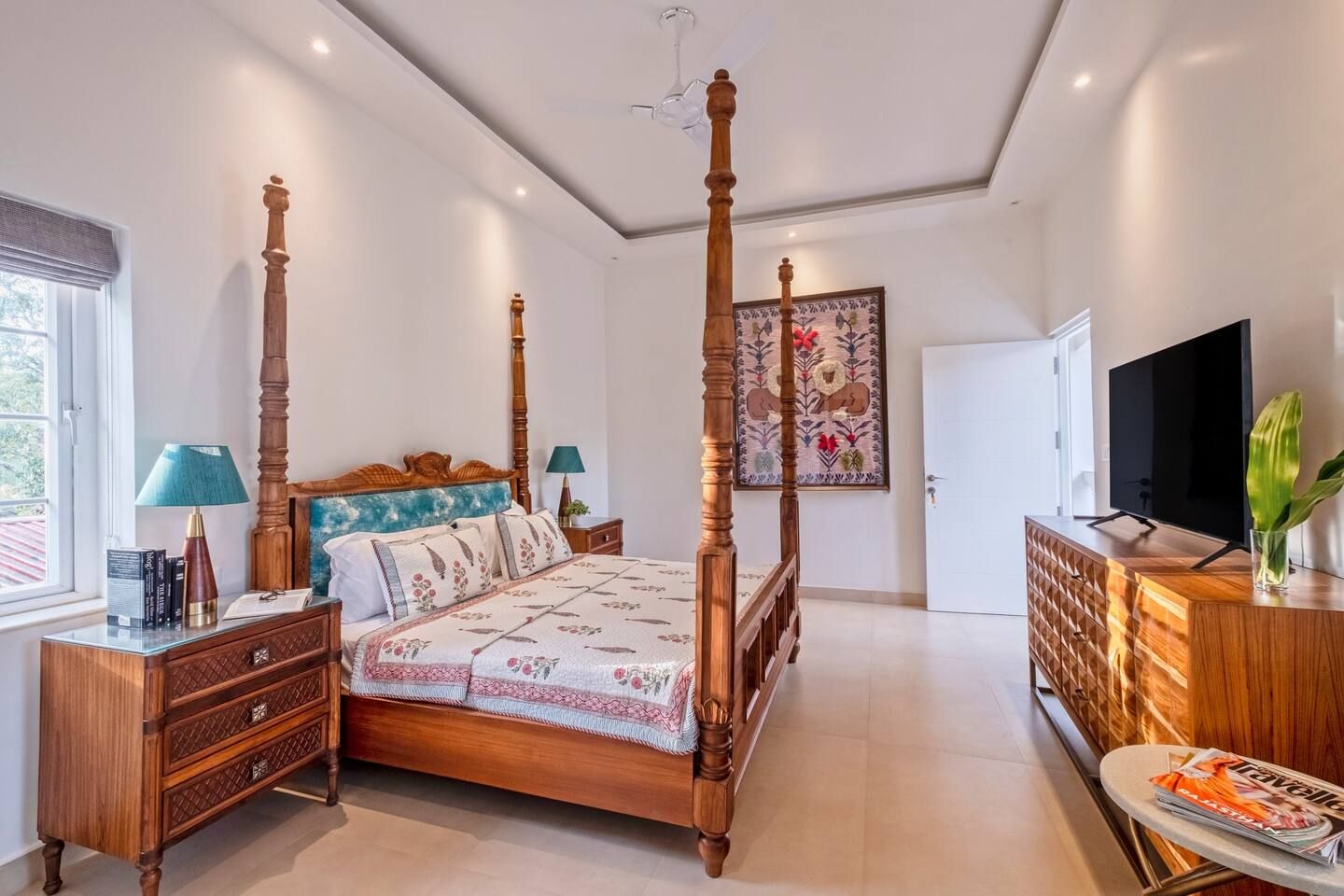 Luxurious 4BHK Villa with private pool Amanassa 1 by Spectacular Spaces Luxurious 4bhk Villa in Assagao Amanassa 1 3