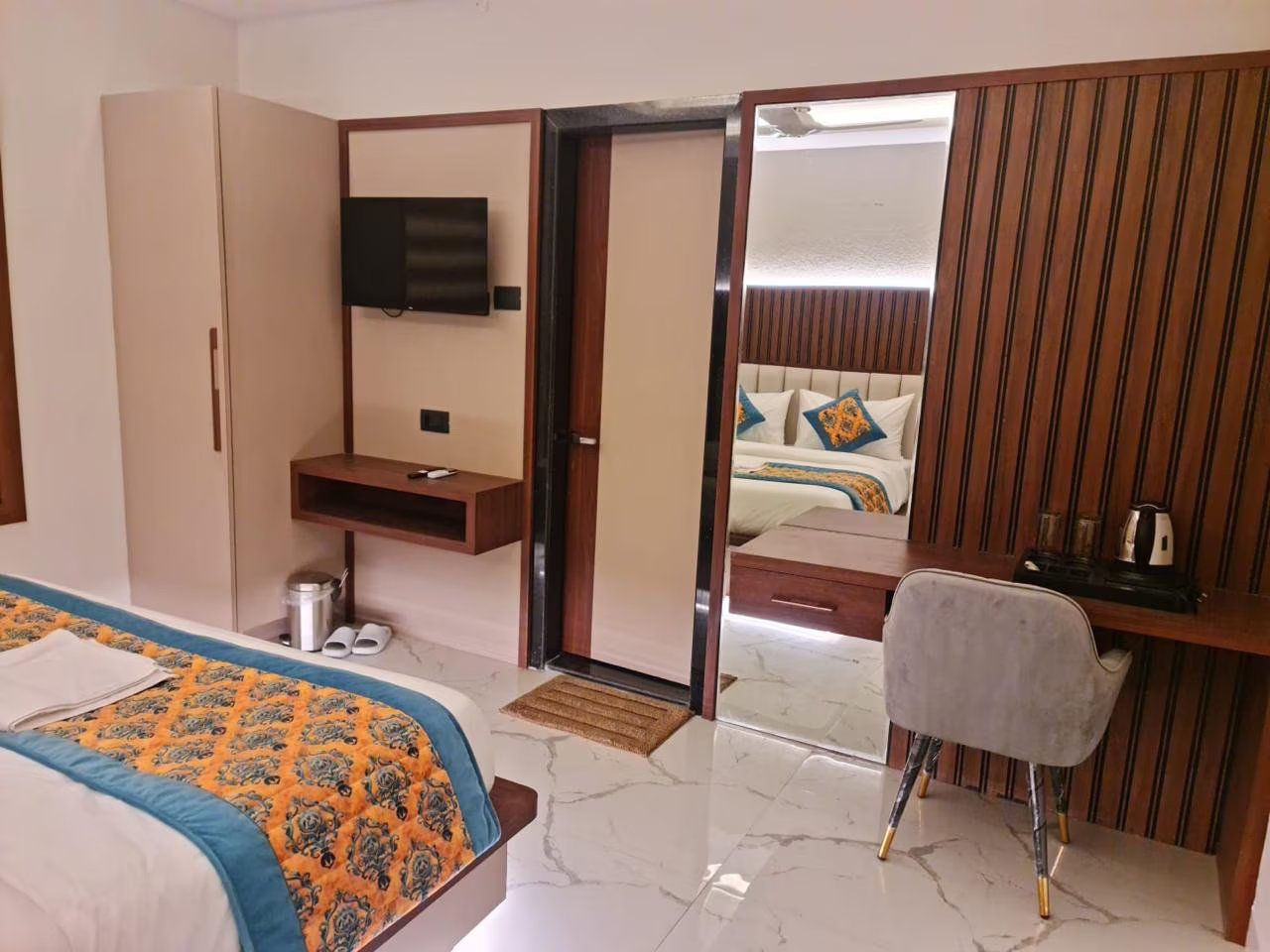 Hotel Sunshine Grand Executive Room 7