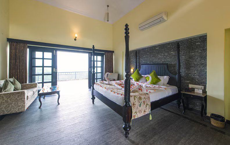 Super Valley View Cottage