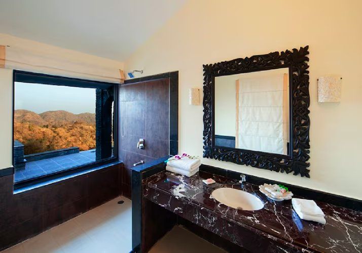 Super Valley View Cottage