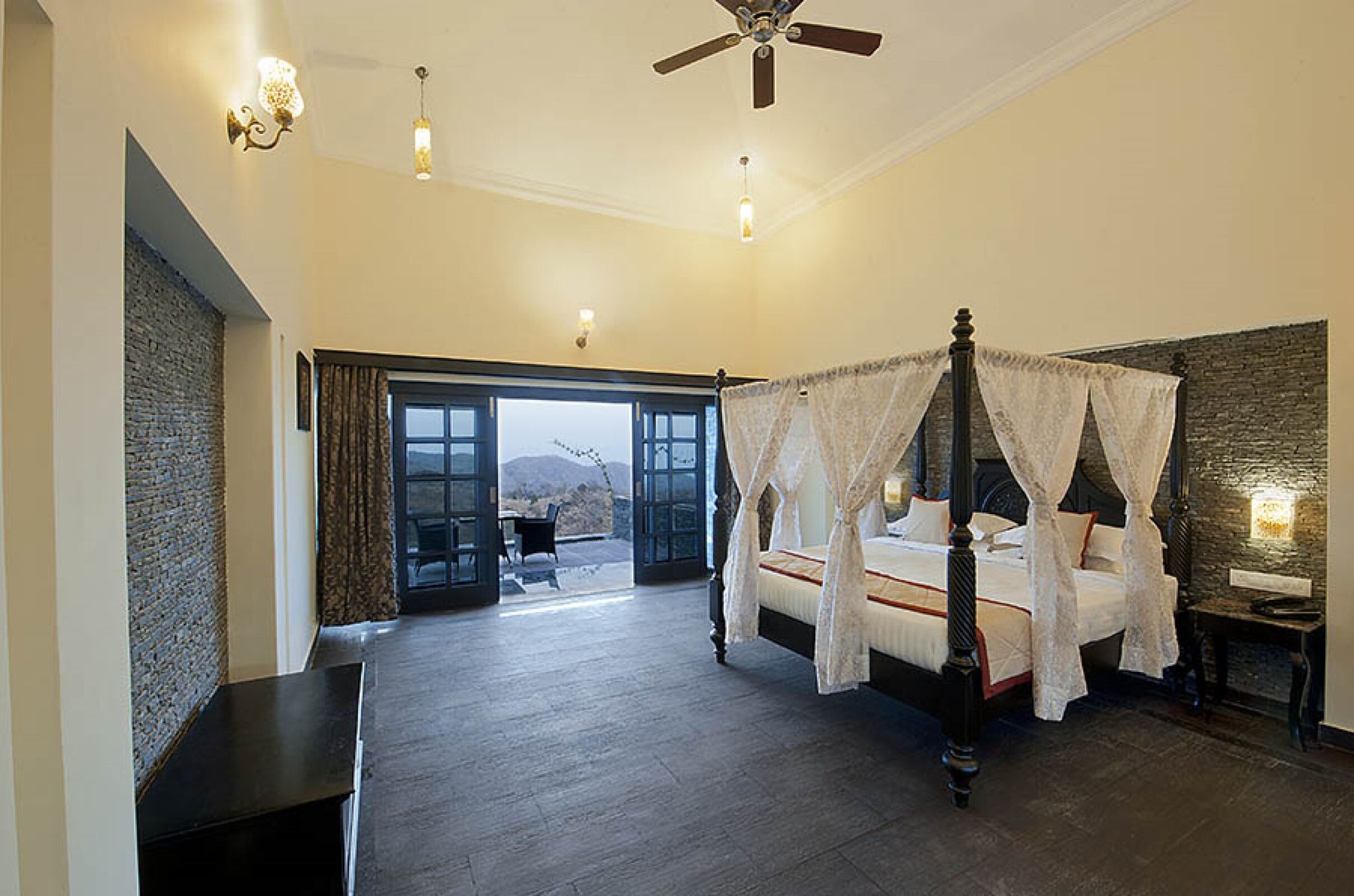 Super Valley View Cottage with Private pool