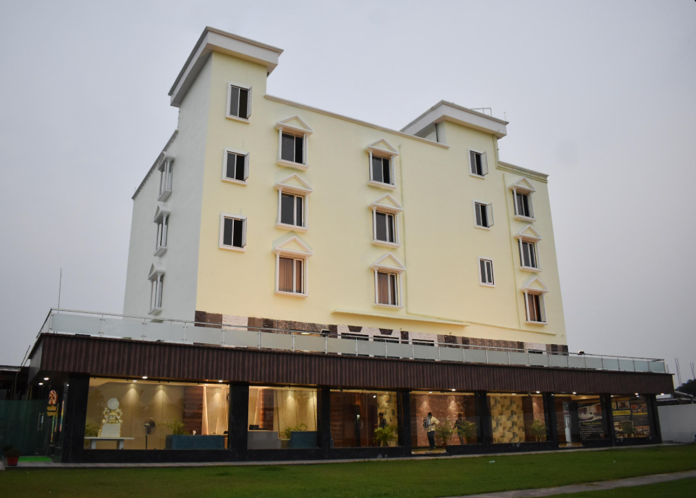 LABANNYA RESORT 