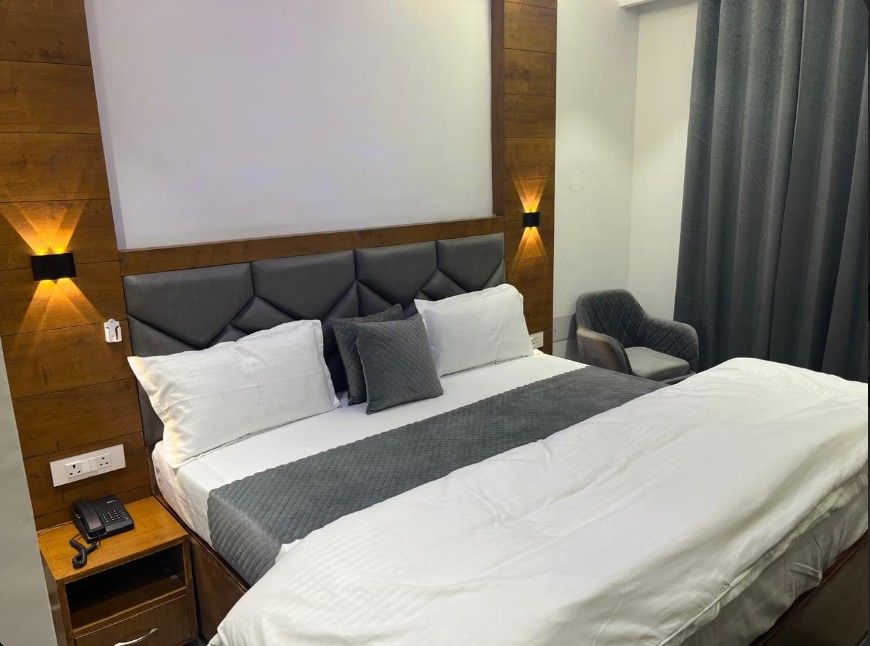 Hotel Nath Super Deluxe Room