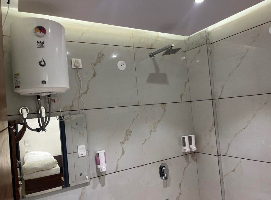 Hotel Nath Deluxe Room 3