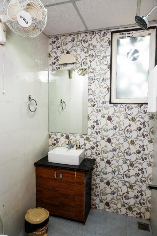 Hotel Royal Elite Deluxe Double Room 3