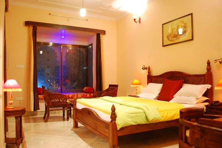 Super Deluxe Room