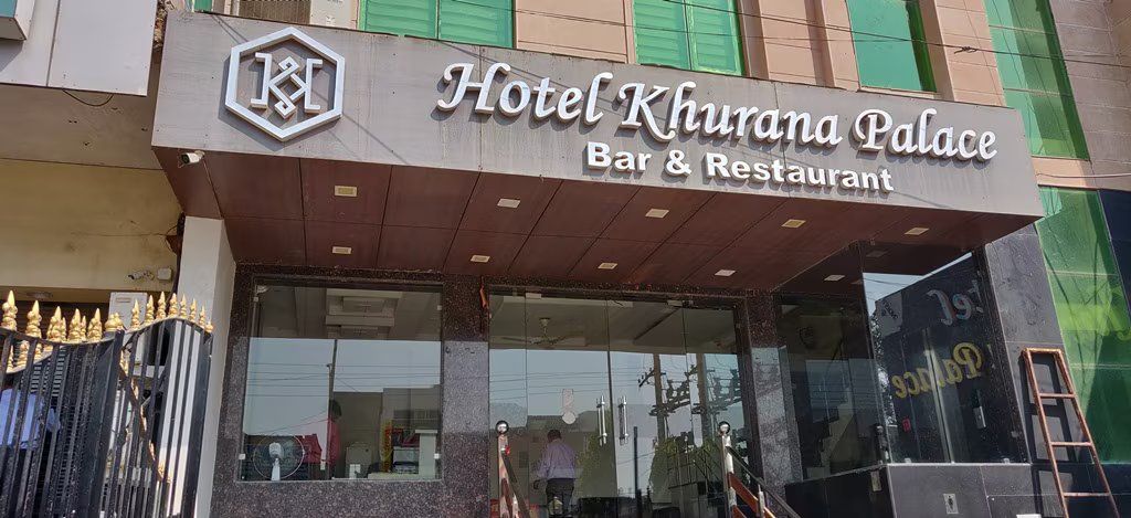 Hotel Khurana Palace
