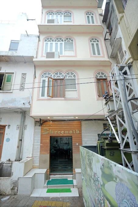 The Sky Comfort Hotel Shreenath