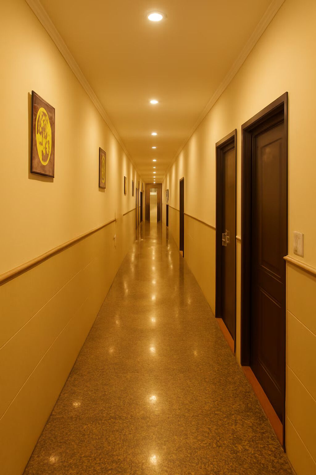Side Image 2