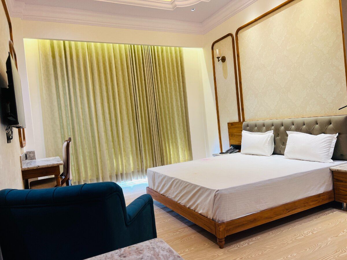 Comfort Haven Room (Centrally Hot And Cold AC)