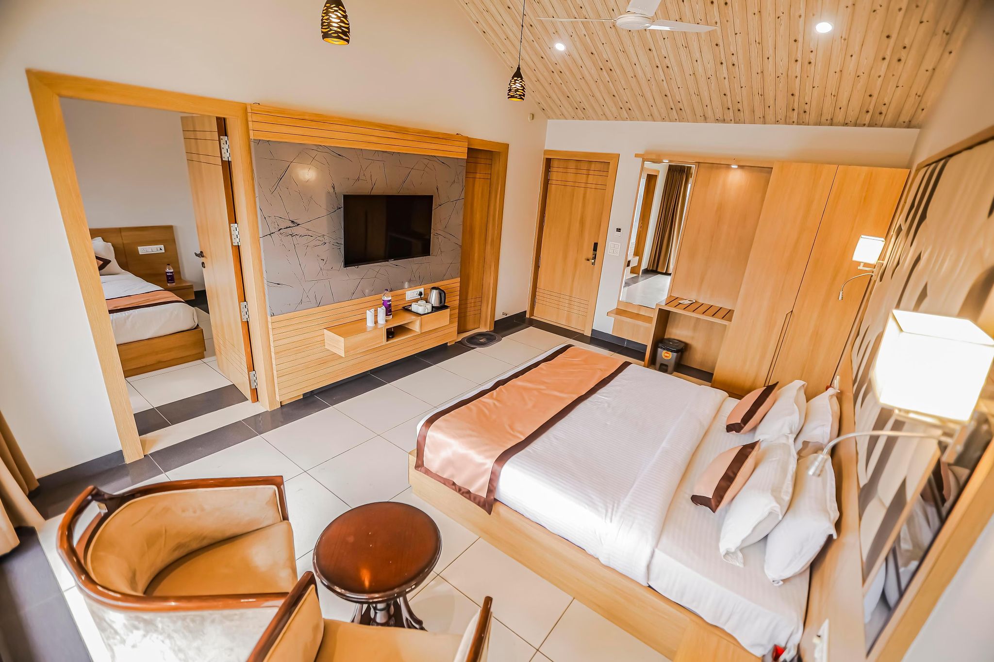 Hotel Mukut Mani Studio Room with Kitchenette 3