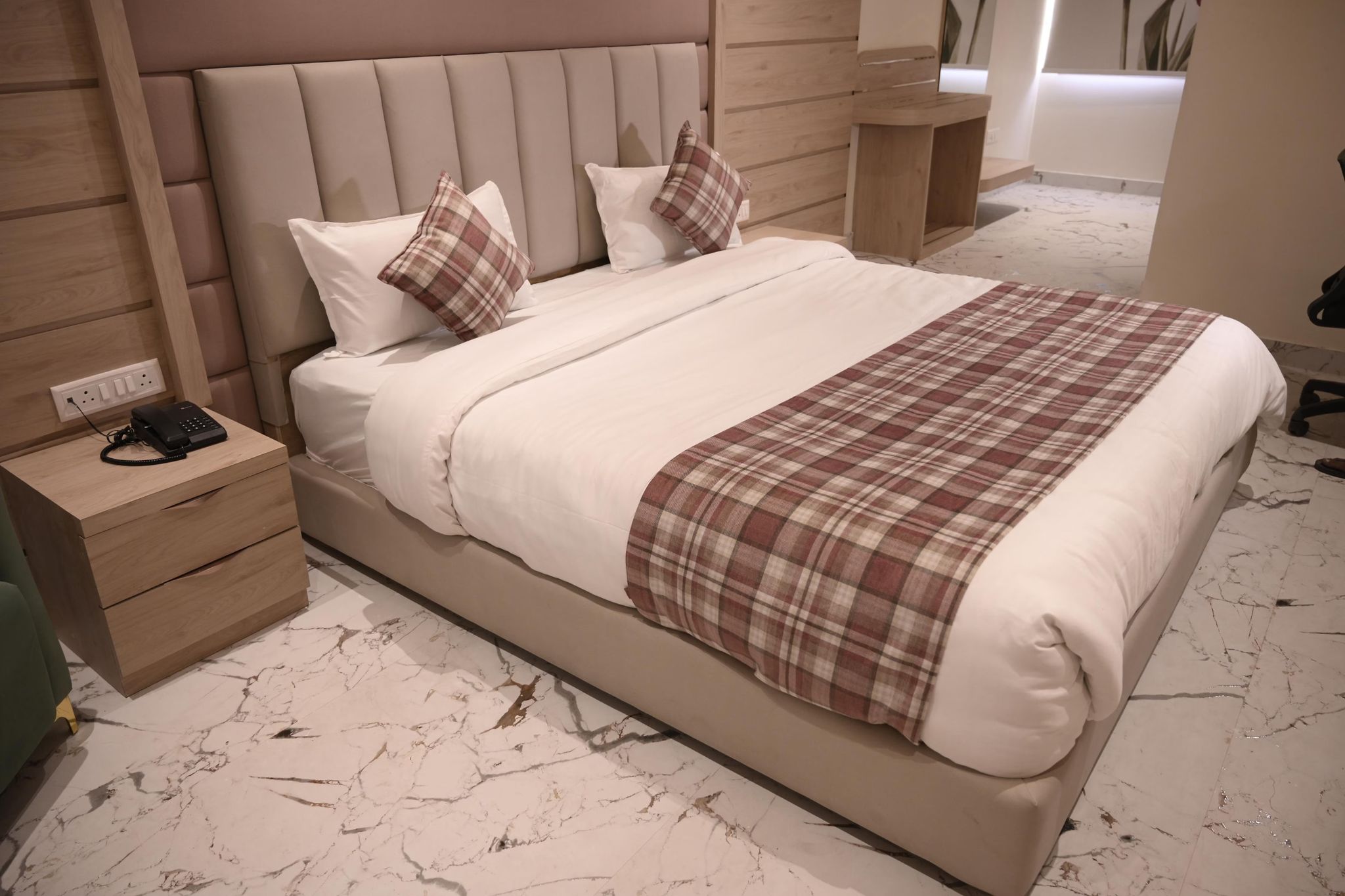 Hotel Shalom Deluxe Room