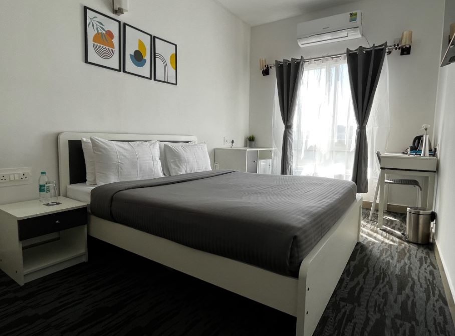 Premium Queen Room - Non-Smoking Rooms