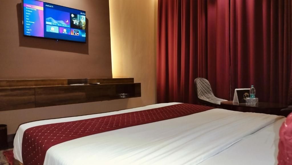 Super Deluxe Room With Bathtub