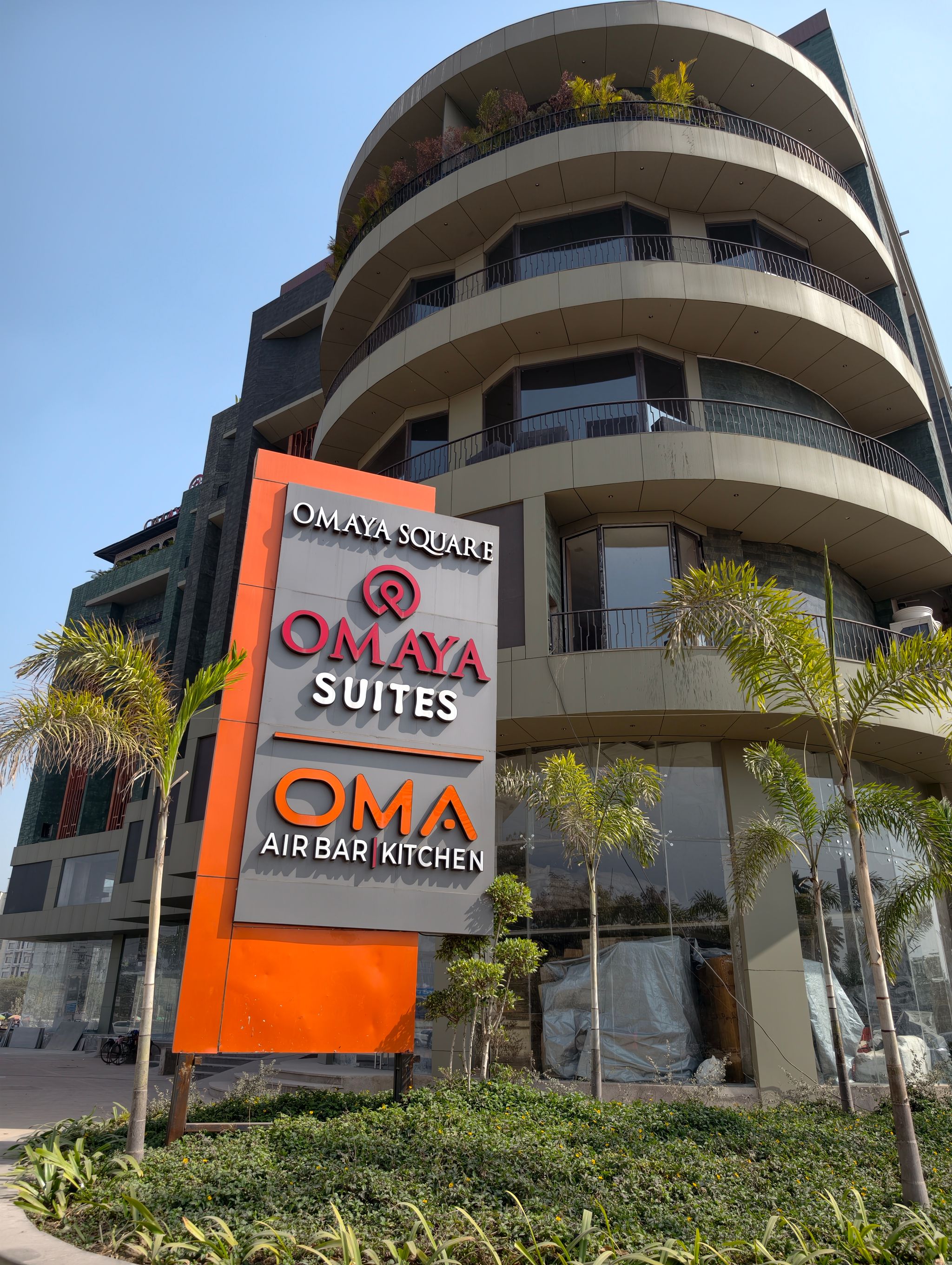 OMAYA SUITES