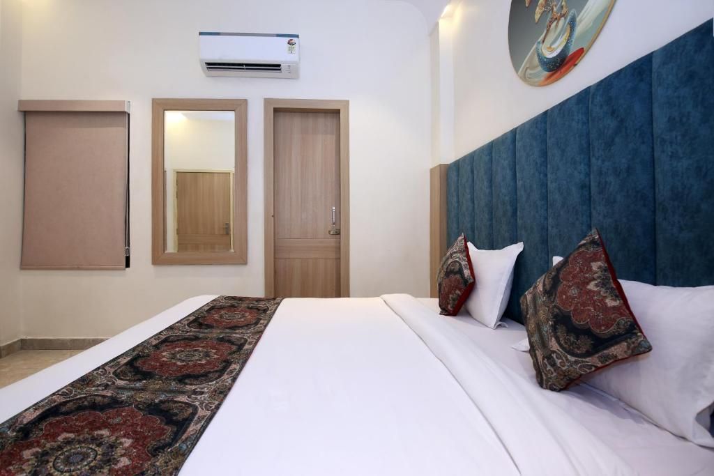 Hotel Park Plaza - Amritsar Deluxe Room 10