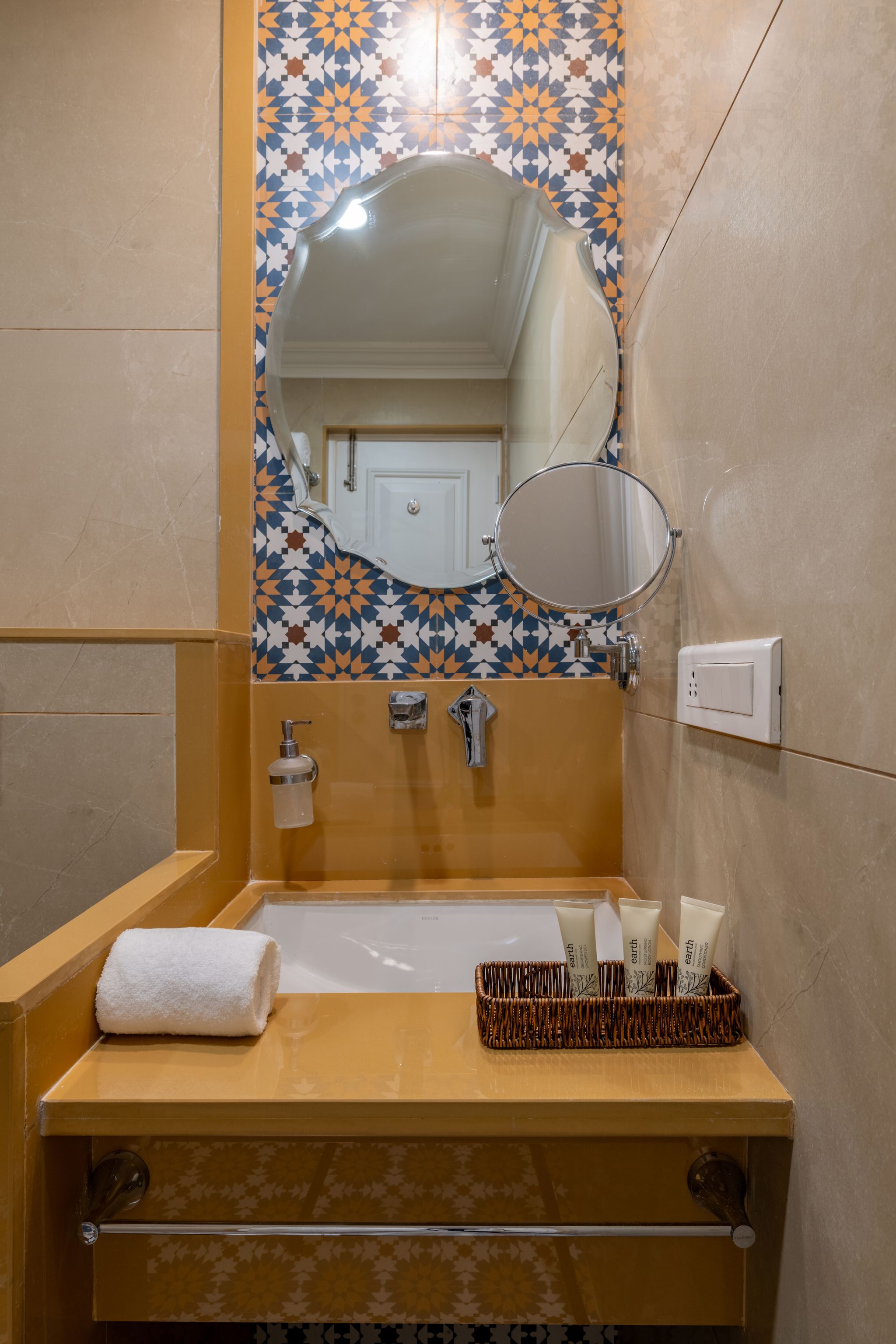 The Residency - A Boutique Hotel Superior Deluxe 11