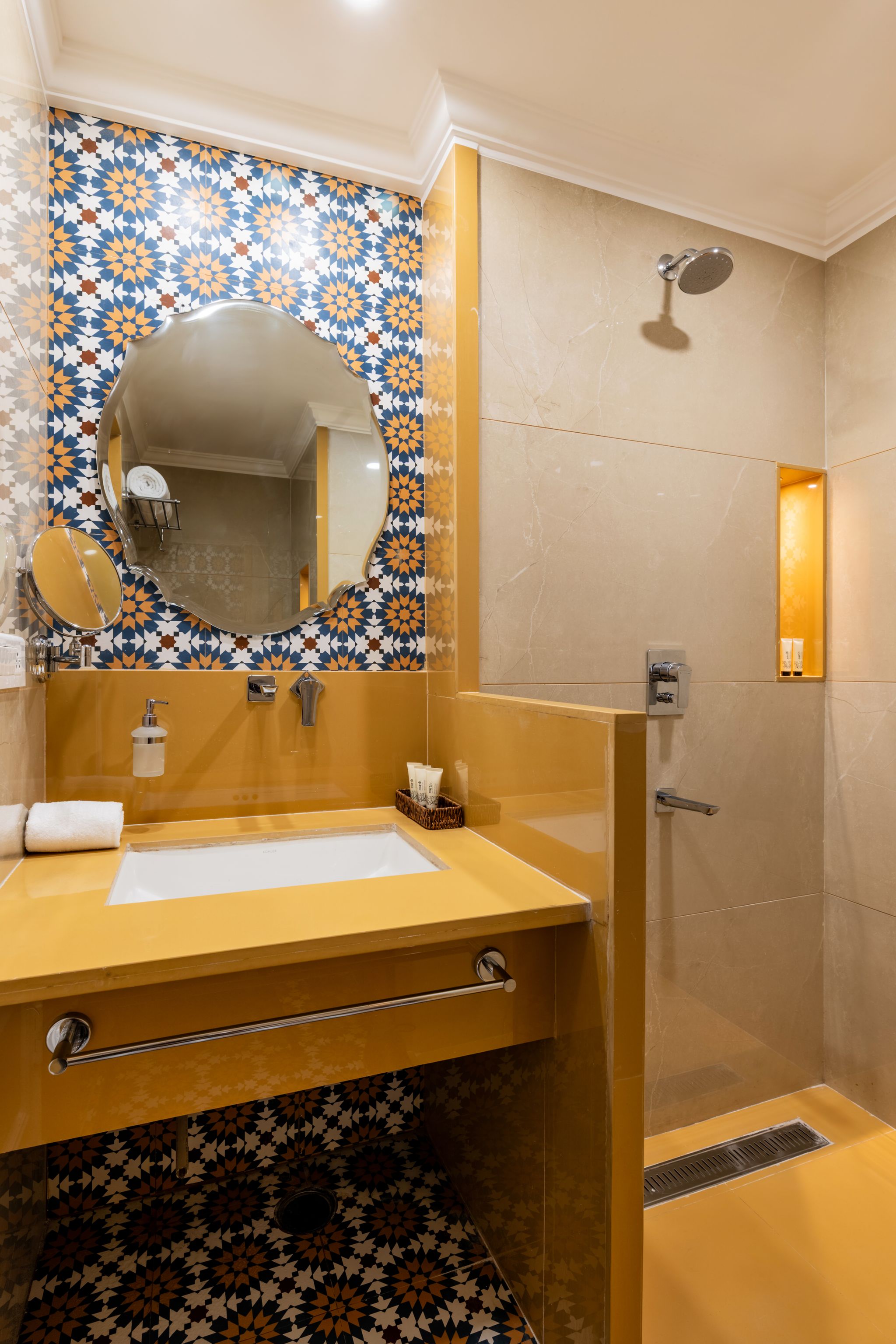 The Residency - A Boutique Hotel Superior Deluxe 10