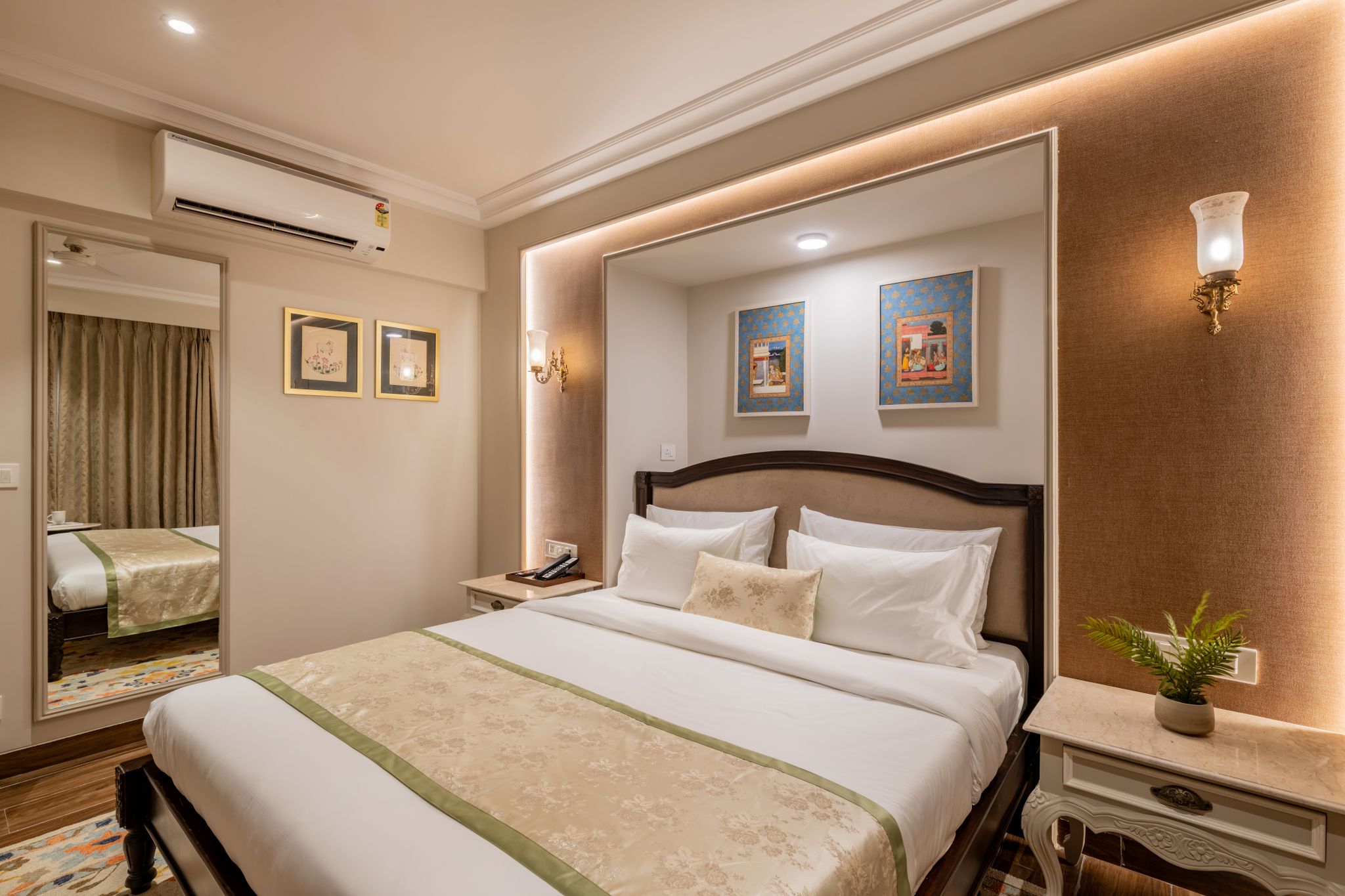 The Residency - A Boutique Hotel Deluxe 4