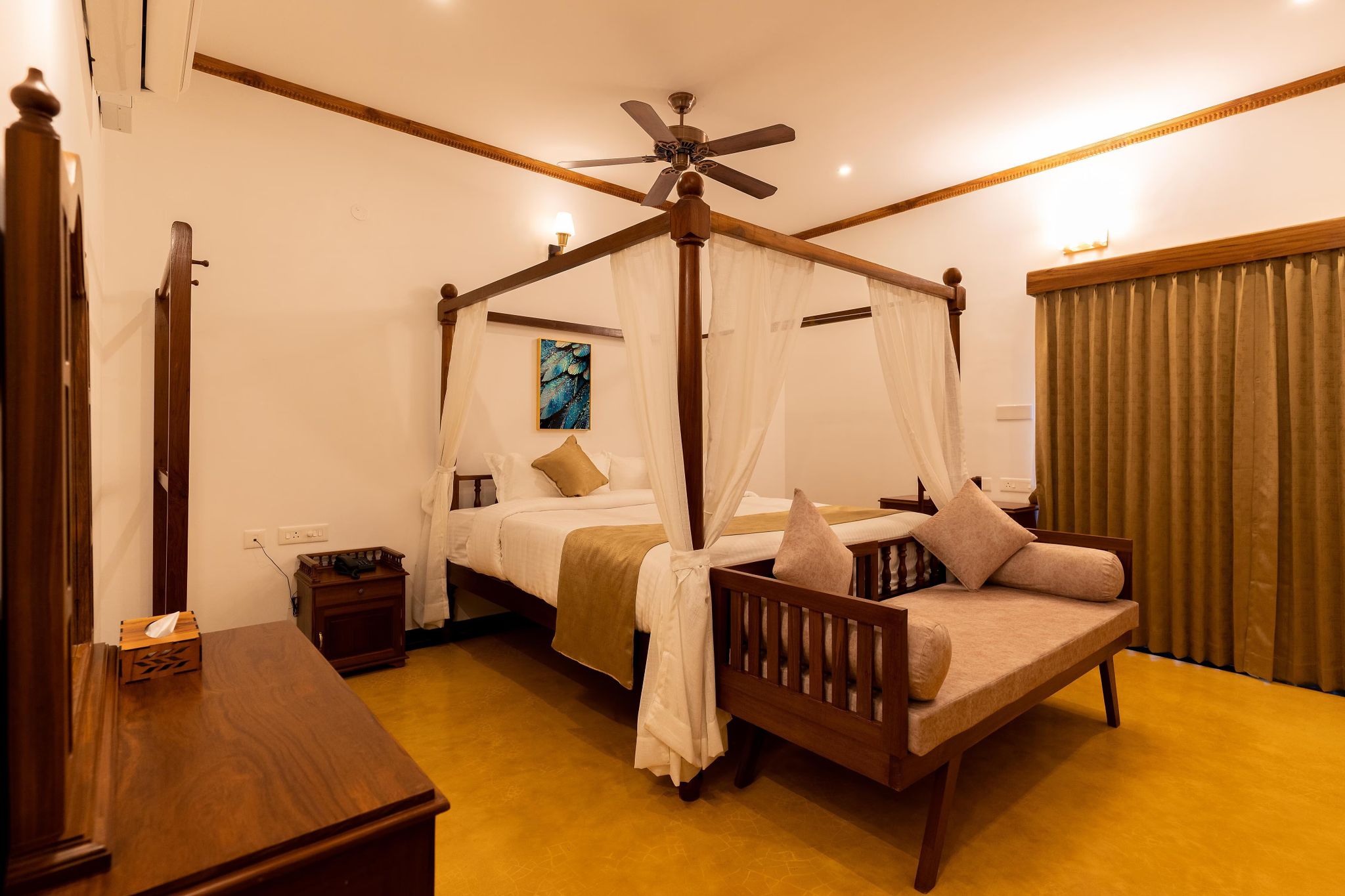 Queen Suite (Chettiar Legacy Room)