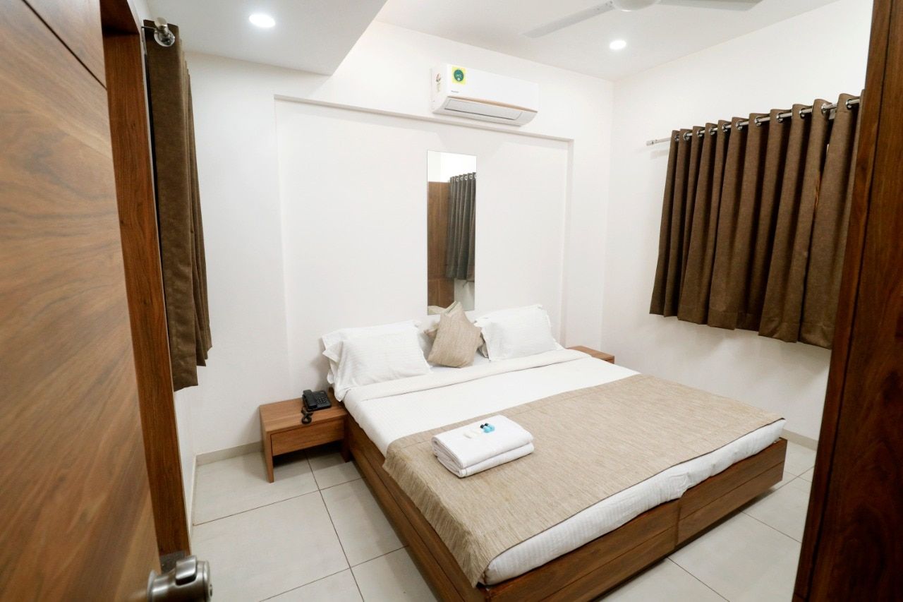 DELUXE ROOM WITH FREE WIFI
